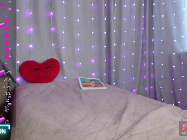 DaddysSluttyGirl webcam