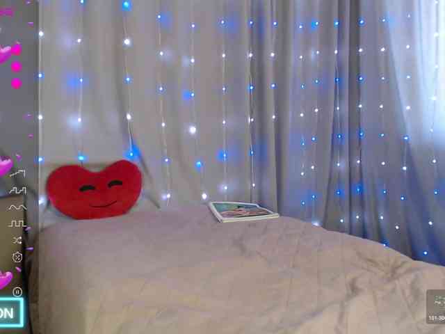 DaddysSluttyGirl webcam