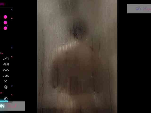 DaddysSluttyGirl webcam