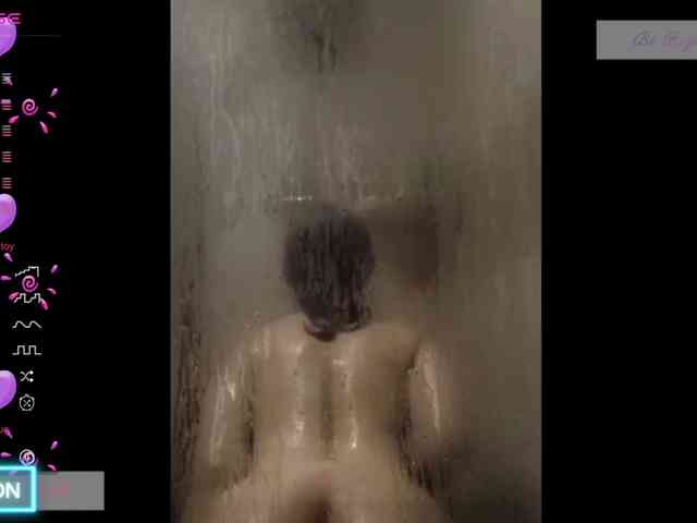 DaddysSluttyGirl webcam