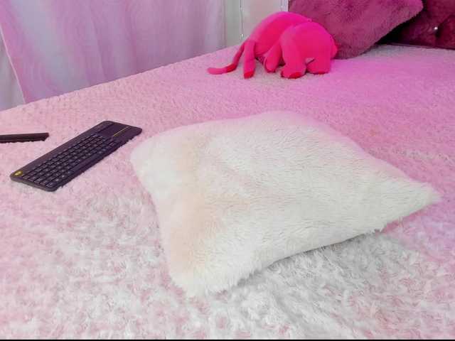 KloeFernandez's BongaCams show and profile