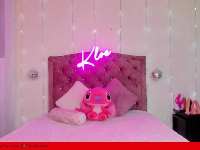 KloeFernandez live webcam show