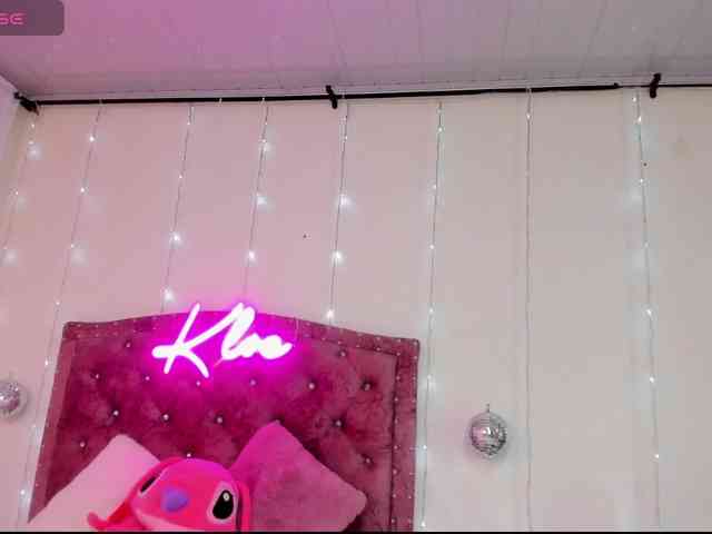 KloeFernandez webcam