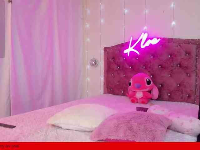 KloeFernandez webcam