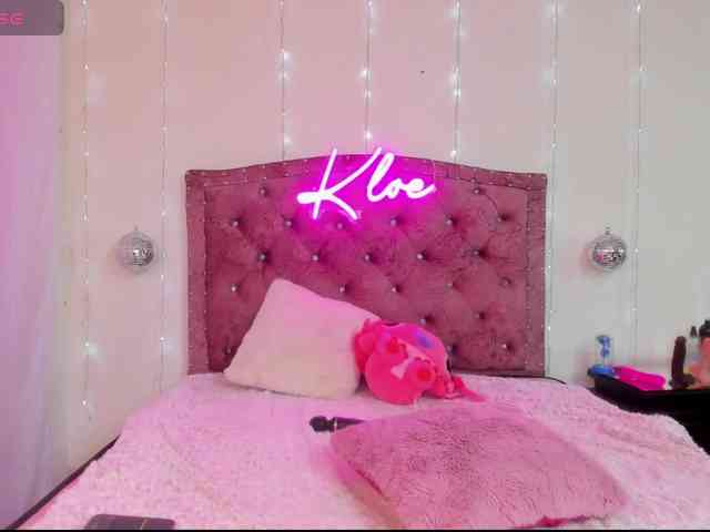 KloeFernandez webcam