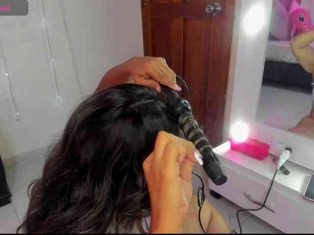 KloeFernandez webcam