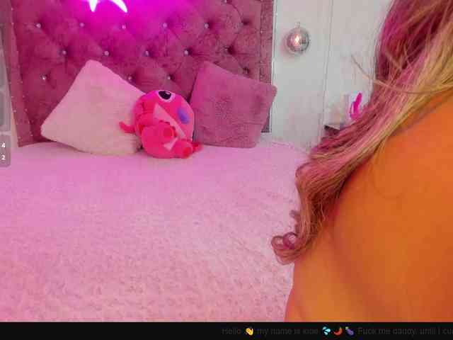 KloeFernandez webcam
