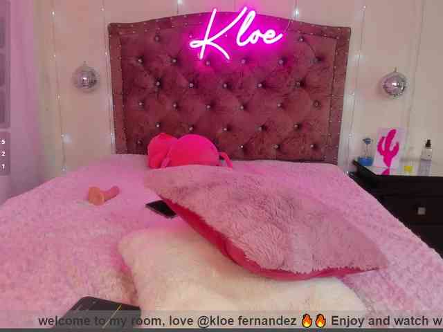 KloeFernandez webcam