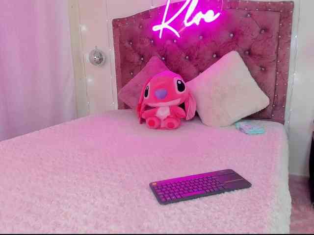 KloeFernandez webcam