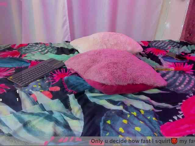 KloeFernandez webcam