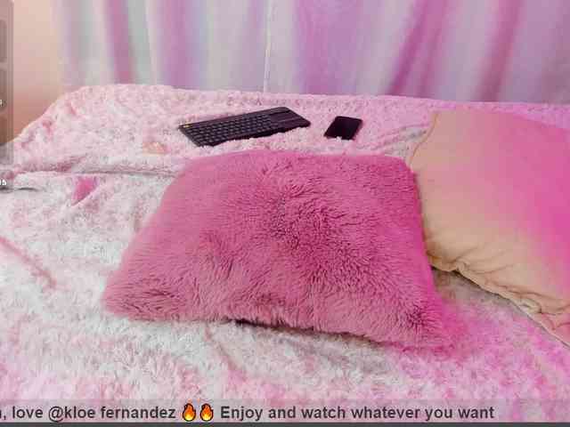 KloeFernandez webcam
