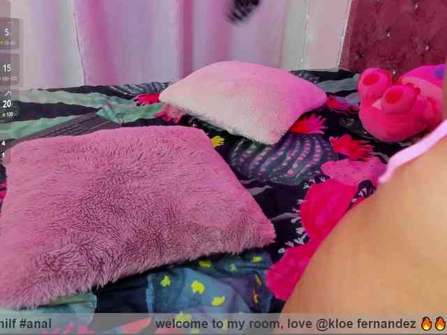 KloeFernandez webcam