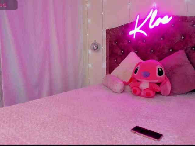 KloeFernandez webcam