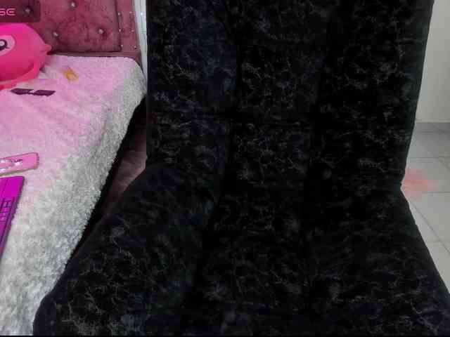 KloeFernandez webcam