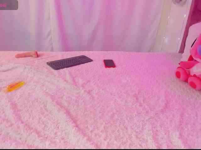 KloeFernandez webcam