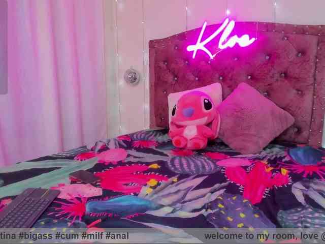 KloeFernandez webcam