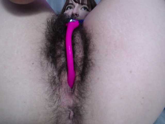 HairyValeri live cam on BongaCams