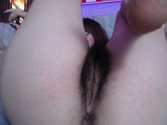 HairyValeri live cam on BongaCams