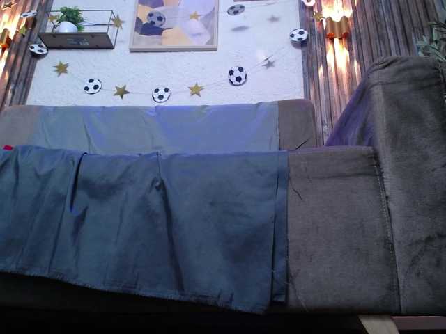 HairyValeri live cam on BongaCams