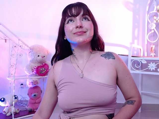 HairyValeri live cam on BongaCams