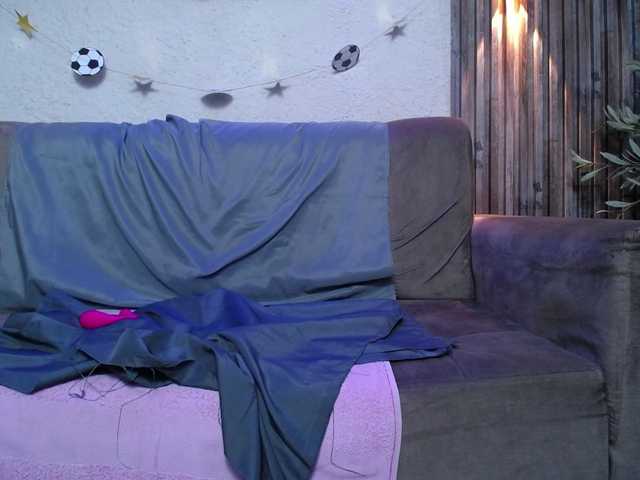 hairyvaleri live sex