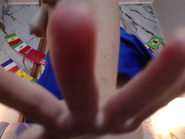 HairyValeri live cam on BongaCams