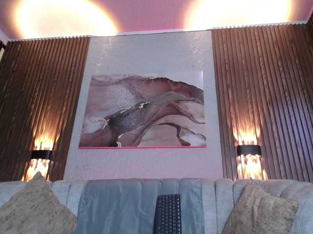 HairyValeri live cam on BongaCams