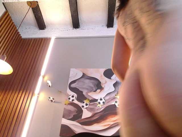 HairyValeri live cam on BongaCams