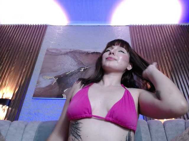 HairyValeri live cam on BongaCams