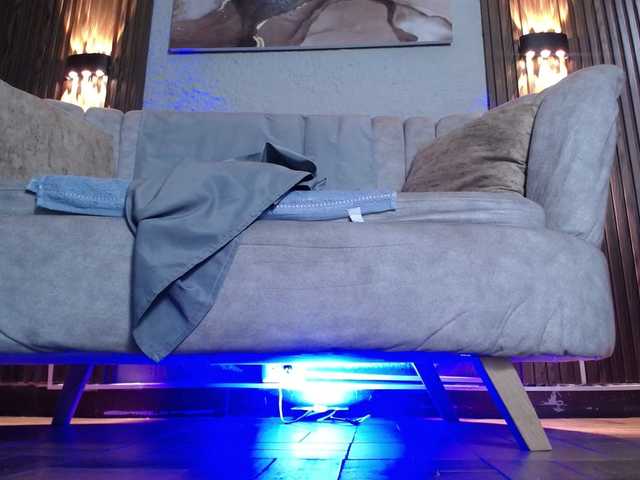 HairyValeri live cam on BongaCams
