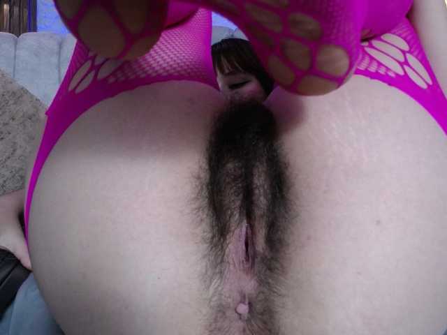 HairyValeri live cam on BongaCams