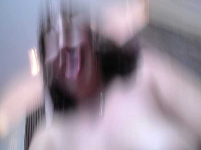 HairyValeri live cam on BongaCams