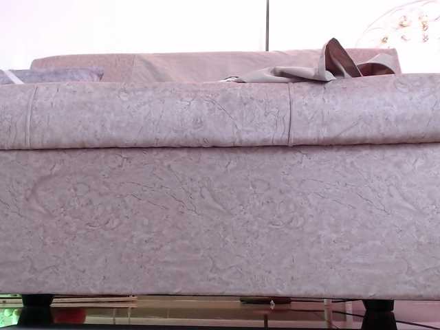 HairyValeri live cam on BongaCams