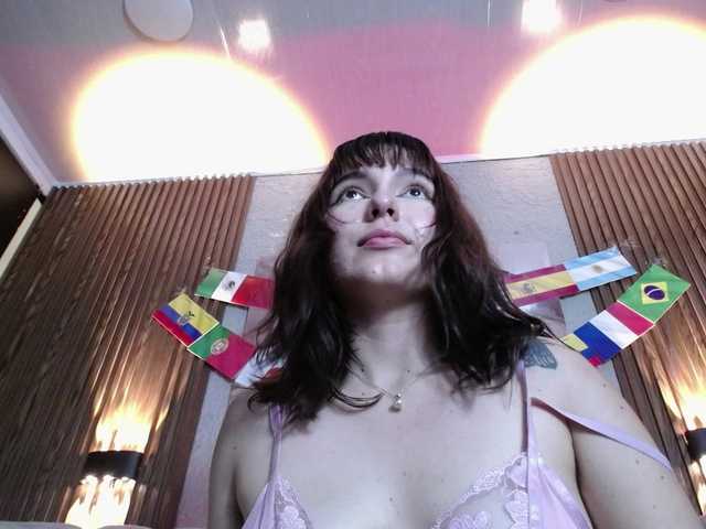 HairyValeri live cam on BongaCams