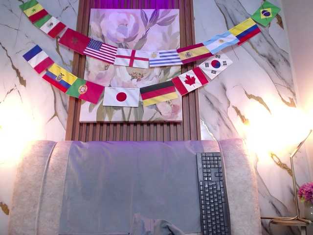 HairyValeri live cam on BongaCams