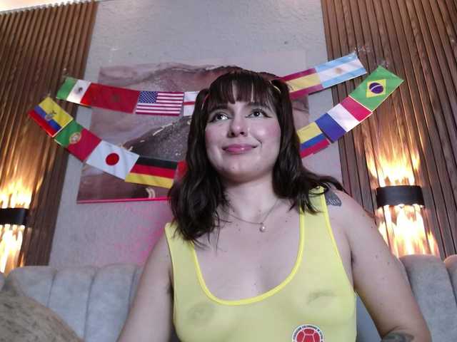 HairyValeri live cam on BongaCams