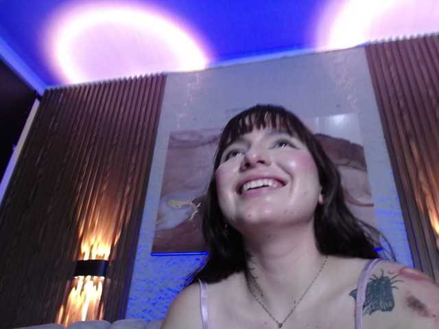 HairyValeri live cam on BongaCams
