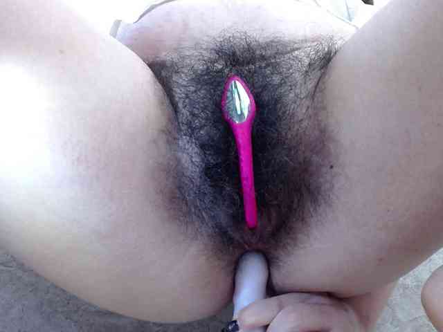 HairyValeri webcam