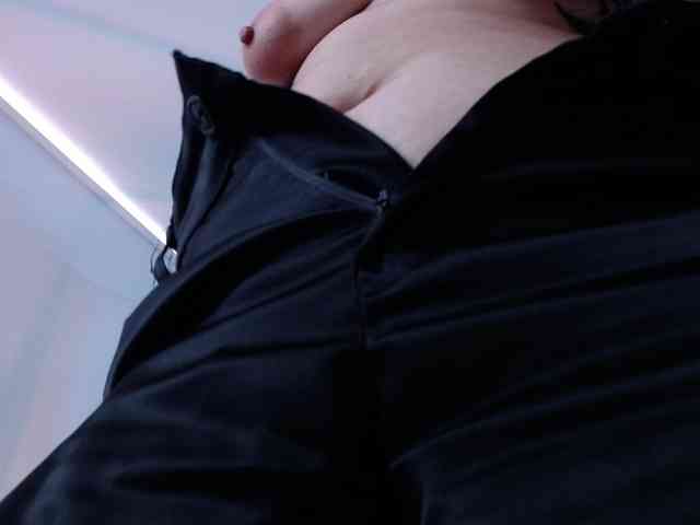 HairyValeri webcam