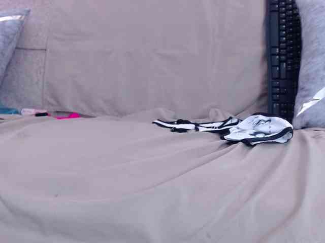 HairyValeri webcam