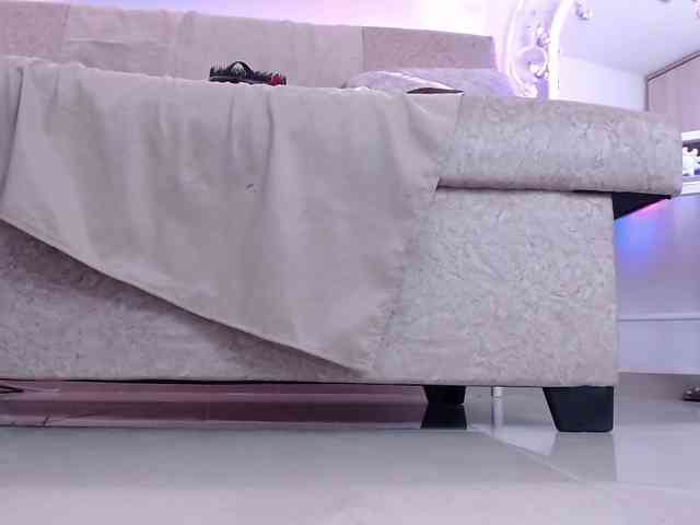 HairyValeri webcam