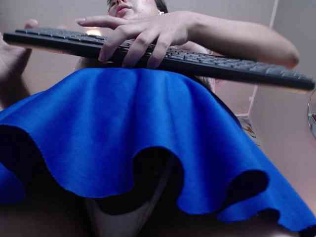 HairyValeri webcam