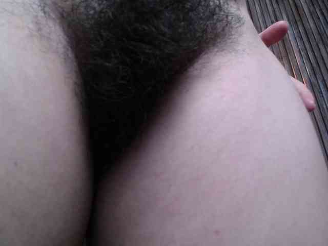 HairyValeri webcam