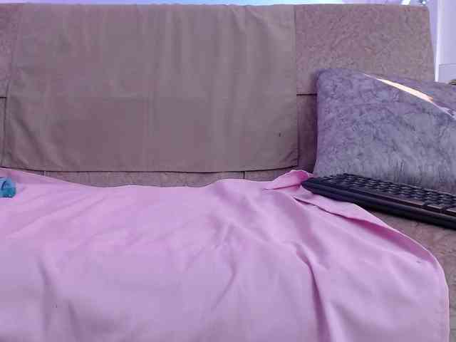 HairyValeri webcam