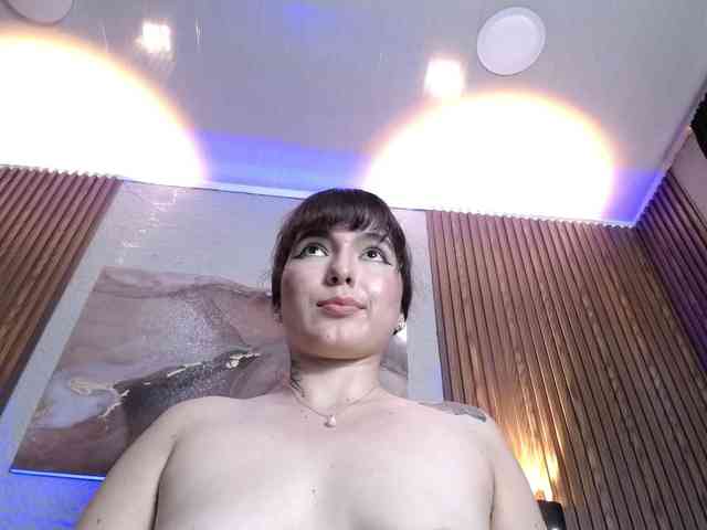 HairyValeri webcam