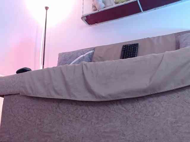HairyValeri webcam