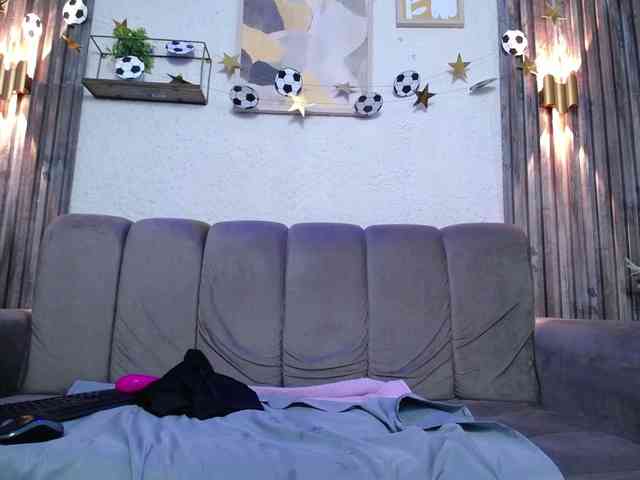 HairyValeri webcam