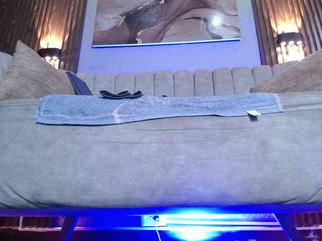 HairyValeri webcam