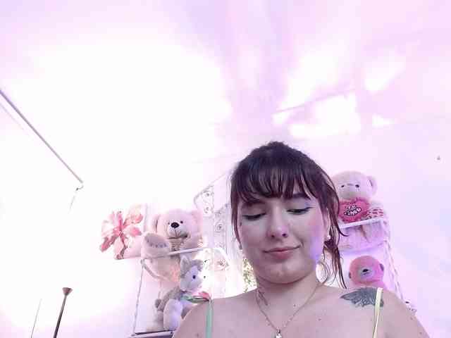 HairyValeri webcam