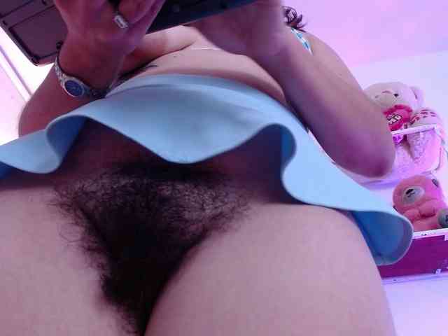 HairyValeri webcam